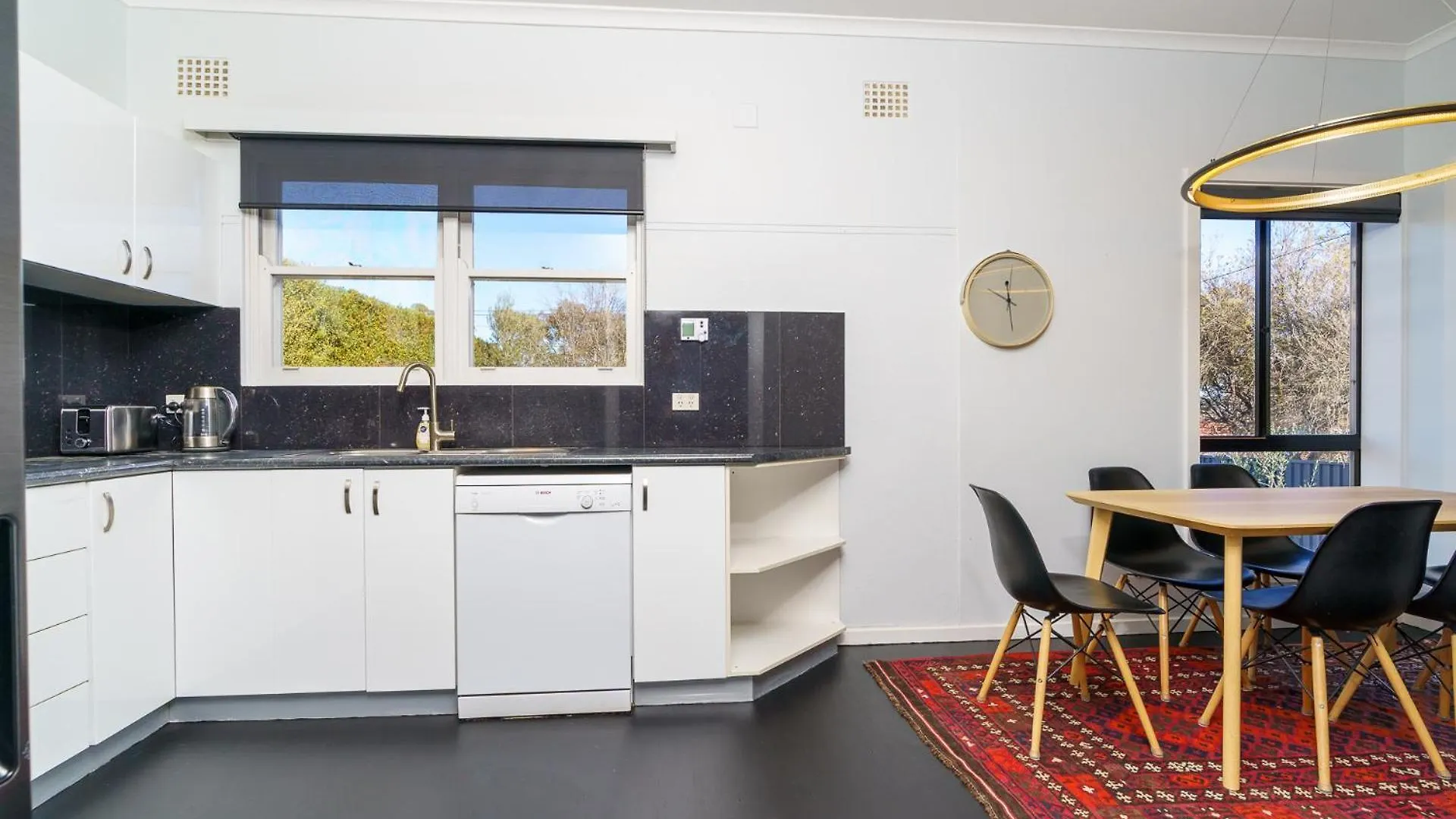 Tranquil 2Br Home Near Lovers Lock And Shops 캔버라 펜션